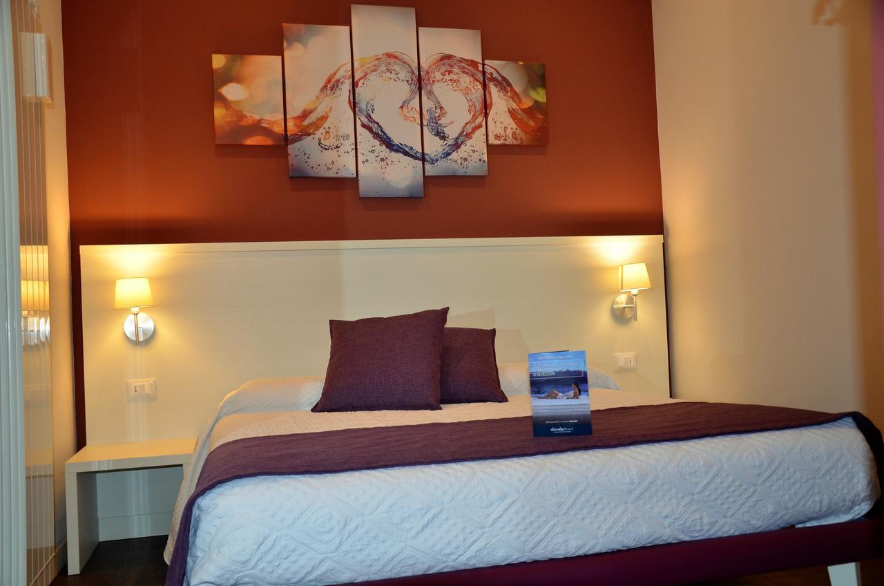 H2O Bed & Breakfast Сирмионе Екстериор снимка