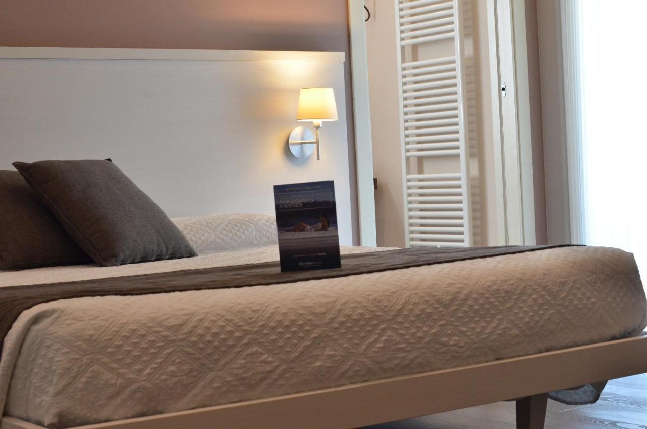 H2O Bed & Breakfast Сирмионе Екстериор снимка